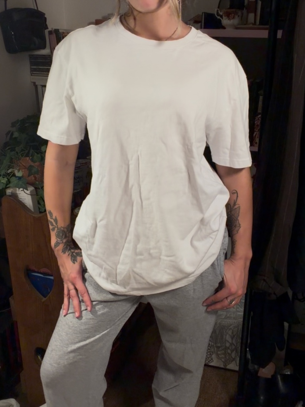 Cotton white shirt large